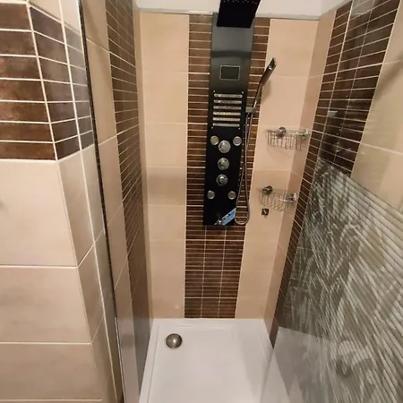 Cosy Private In A Family House Hotel